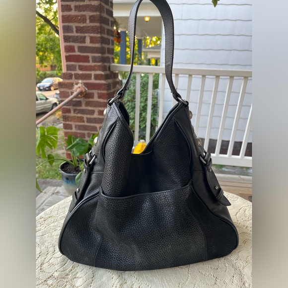 Aimee Kestenberg High Riser Hobo Bag in Black Leather - Picture 3 of 8